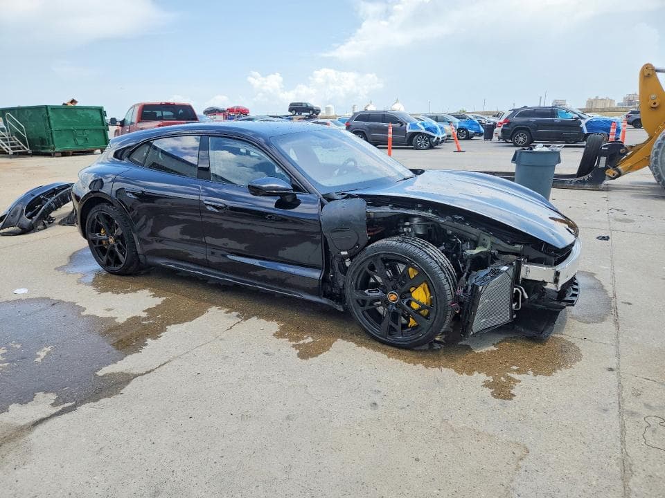 2024 PORSCHE TAYCAN 4