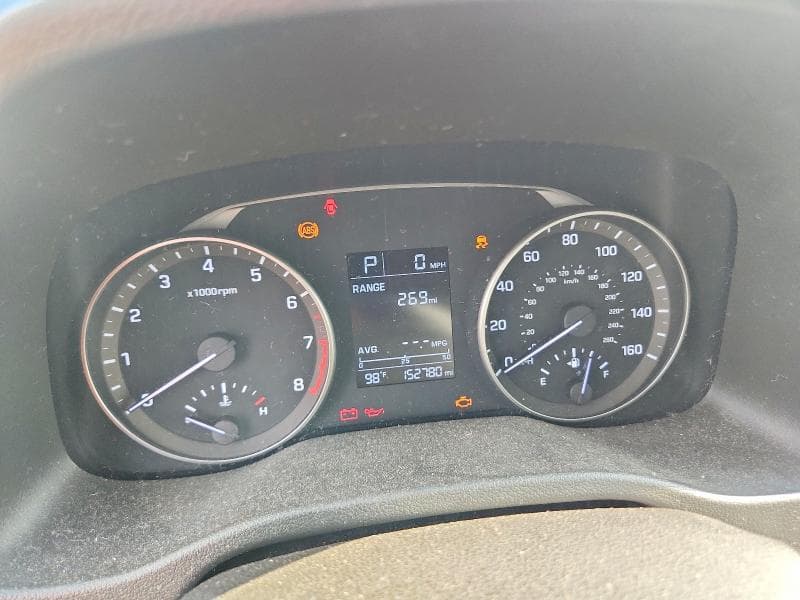 2017 HYUNDAI ELANTRA SE 9