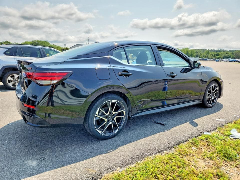 2025 NISSAN SENTRA SR 3