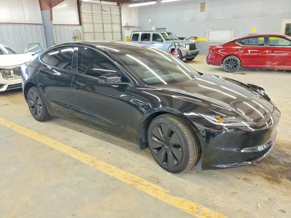 2026 TESLA MODEL 3 4