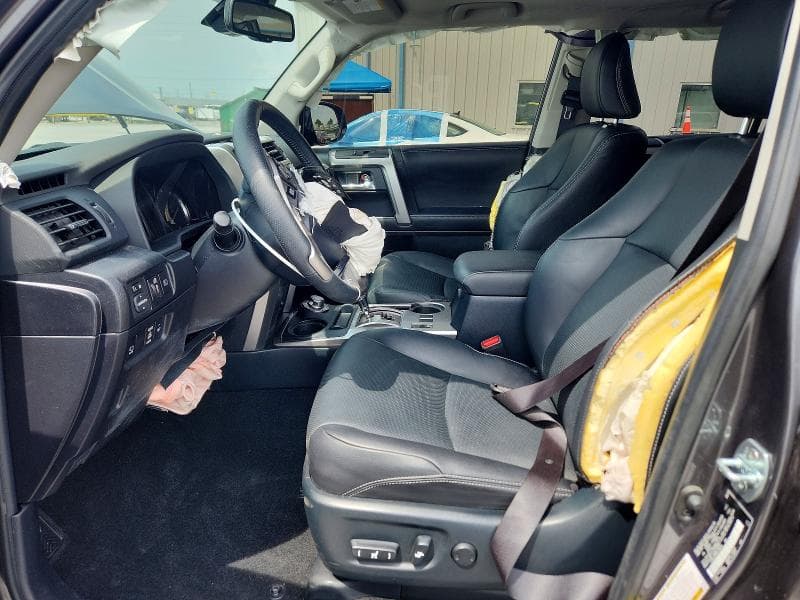 2023 TOYOTA 4RUNNER LIMITED 7
