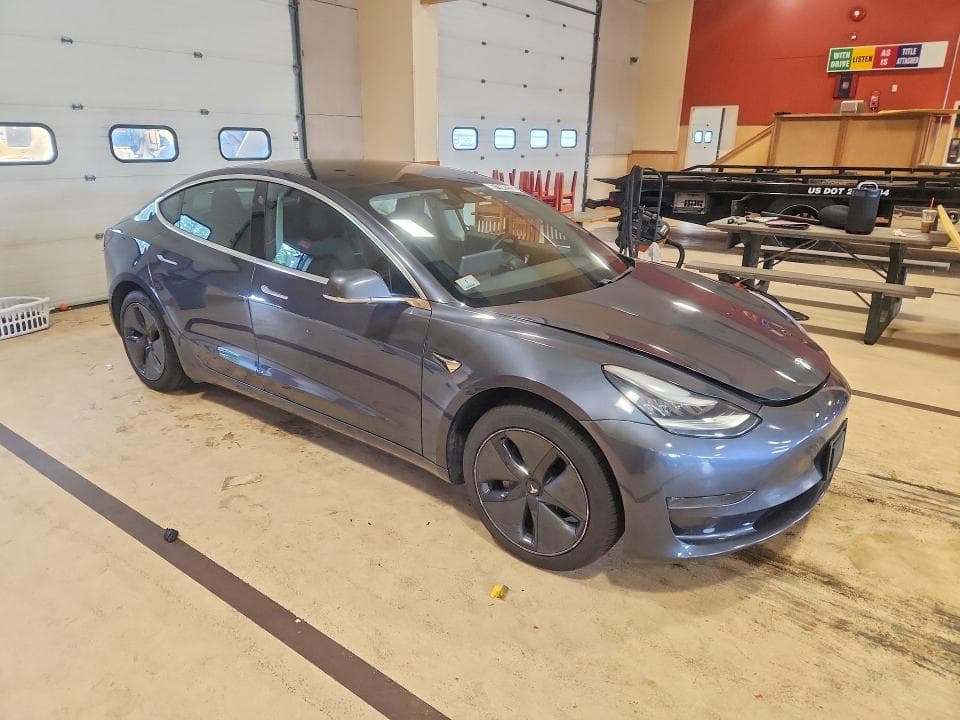 2020 TESLA MODEL 3 4