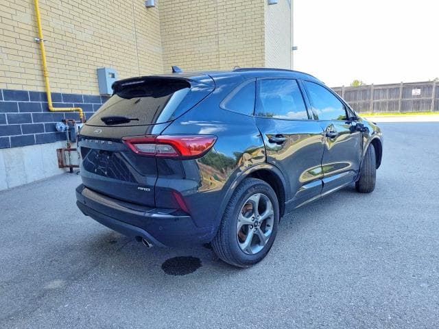 2024 FORD ESCAPE ST LINE 4