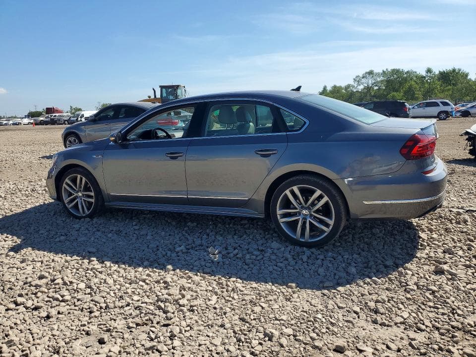 2017 VOLKSWAGEN PASSAT R-LINE 2