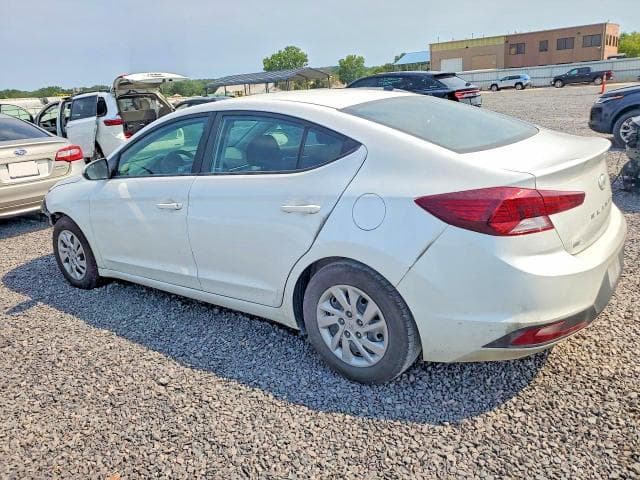 2019 HYUNDAI ELANTRA SE 2