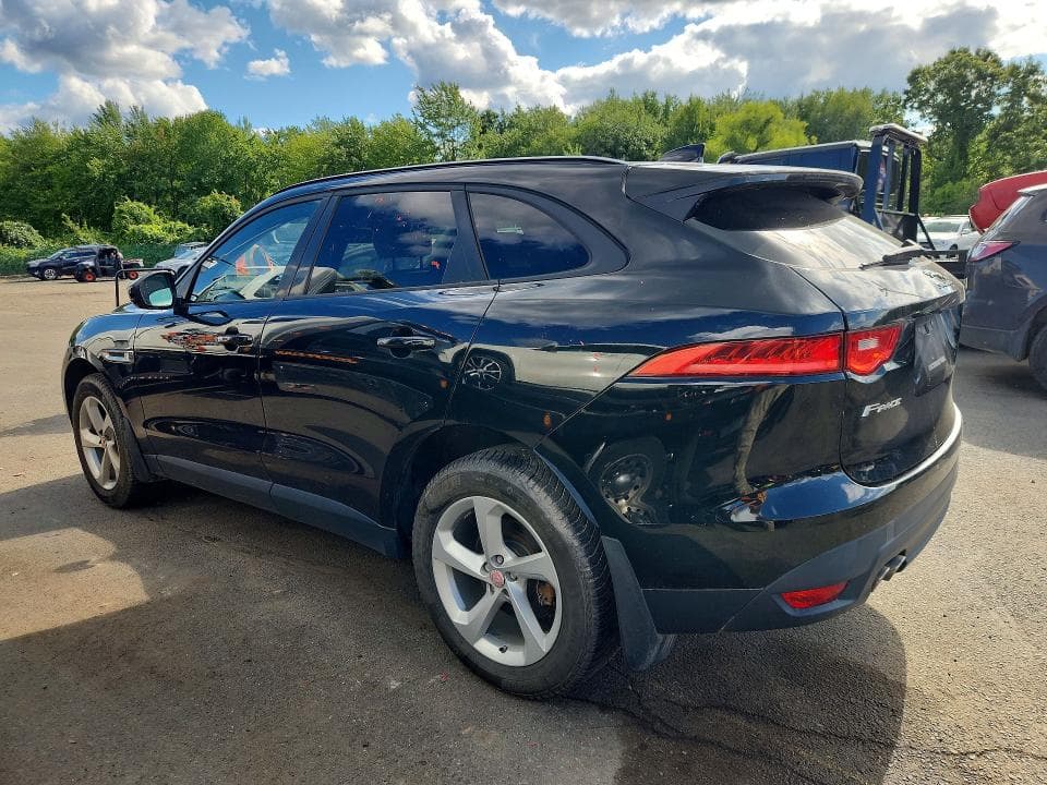 2018 JAGUAR F-PACE PREMIUM 2
