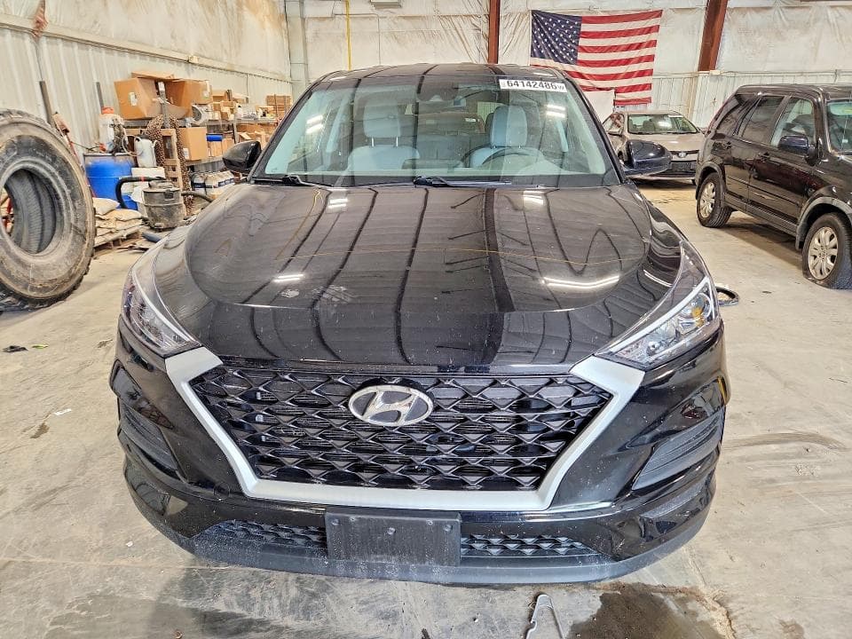 2020 HYUNDAI TUCSON SE 5