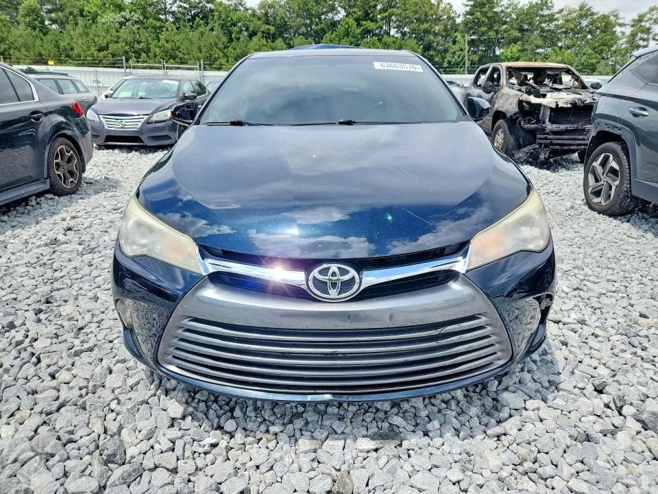 2017 TOYOTA CAMRY LE 5