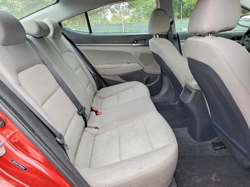 2017 HYUNDAI ELANTRA SE 10
