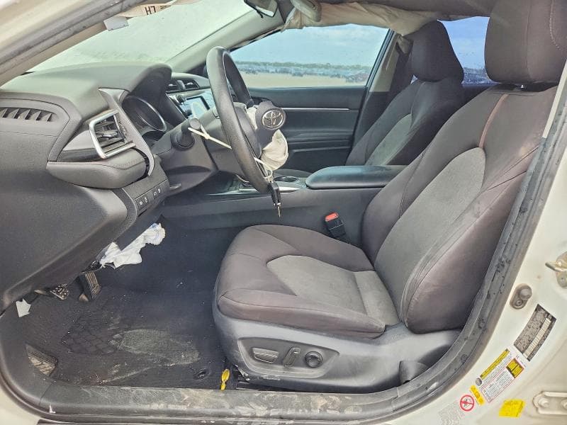 2018 TOYOTA CAMRY LE 7