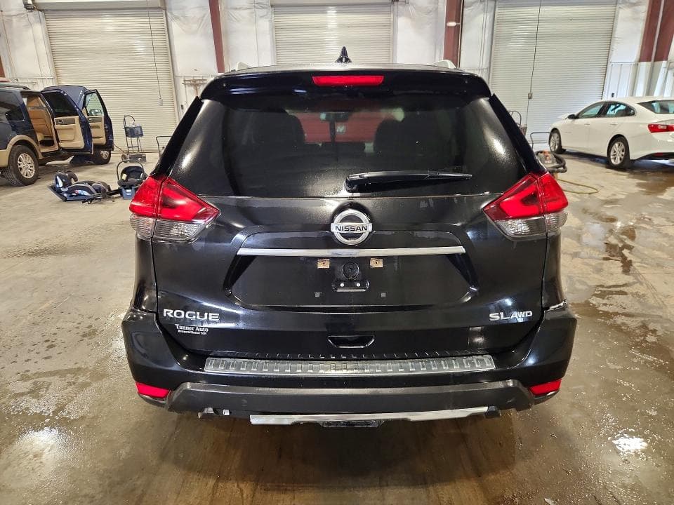 2017 NISSAN ROGUE SL 6