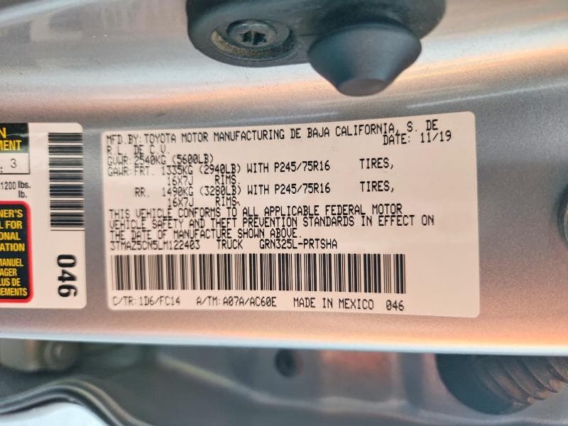 2020 TOYOTA TACOMA SR5 V6 12