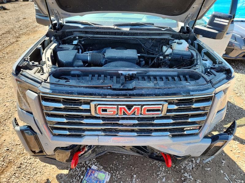 2024 GMC SIERRA K2500 AT4 11