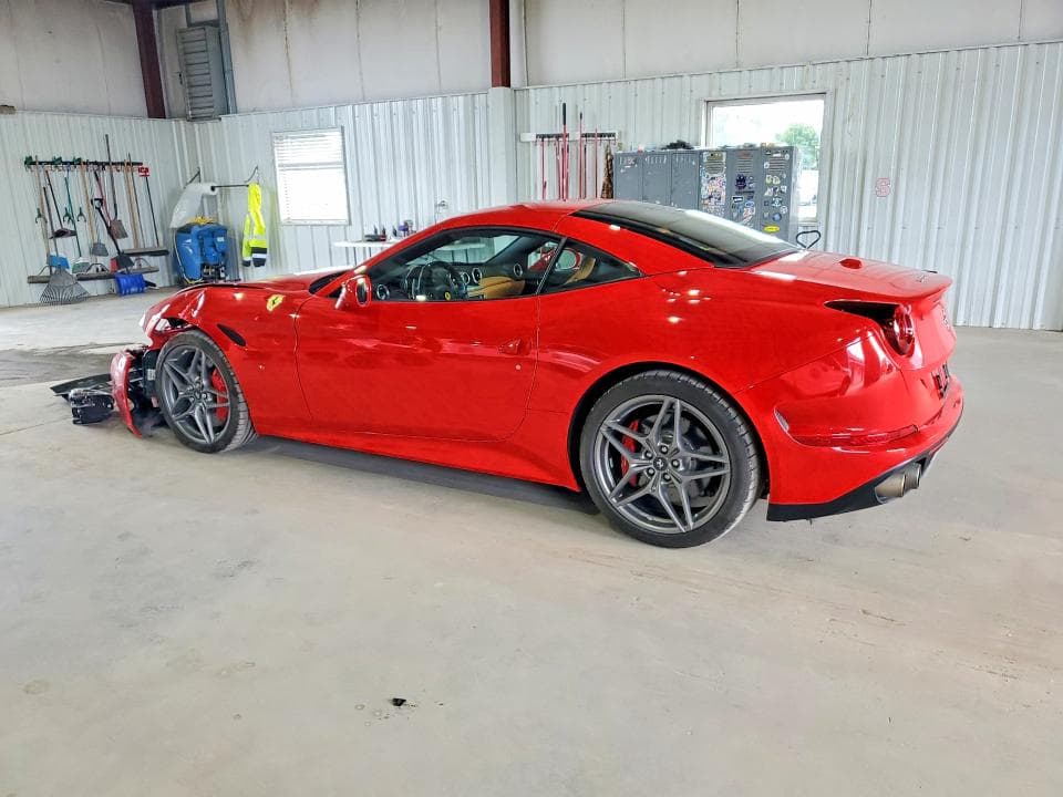 2017 FERRARI CALIFORNIA T 2