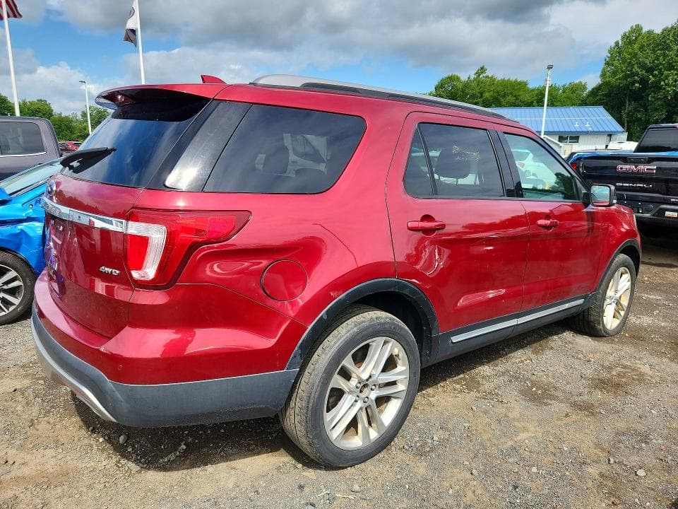 2017 FORD EXPLORER XLT 3