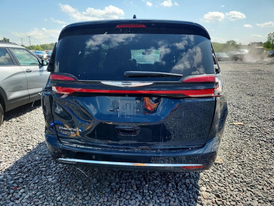 2025 CHRYSLER PACIFICA SELECT 6