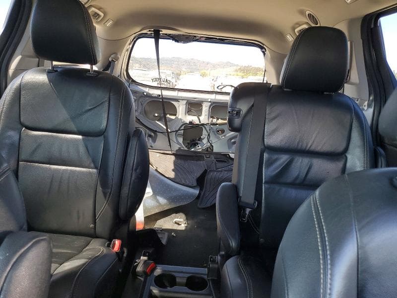2018 TOYOTA SIENNA SE 8-PASSENGER 10