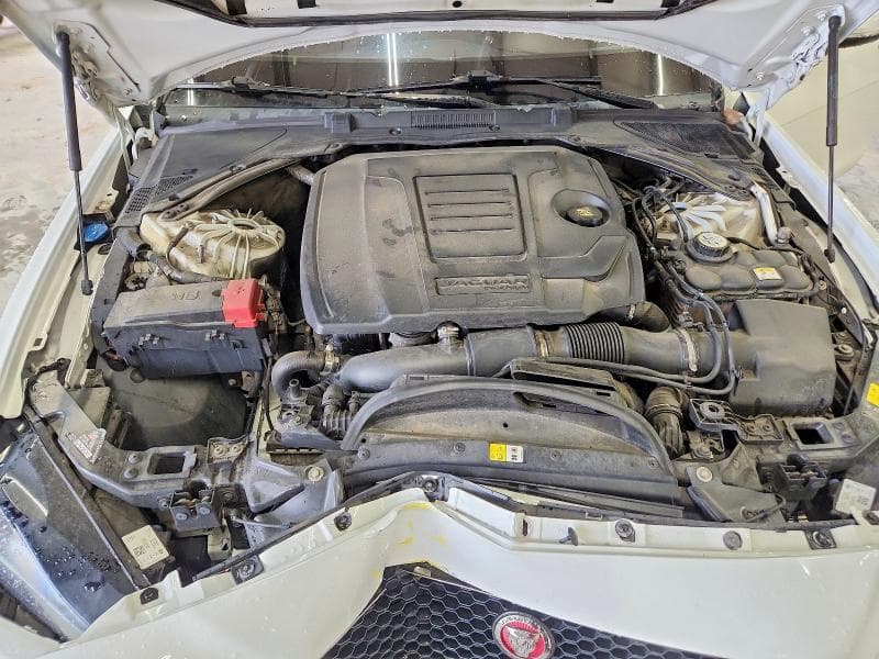2018 JAGUAR XE 11