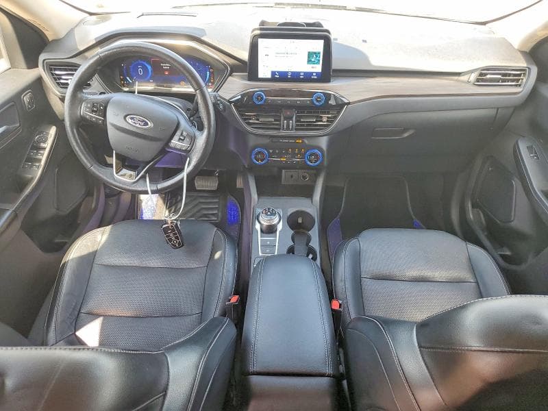 2020 FORD ESCAPE TITANIUM 8
