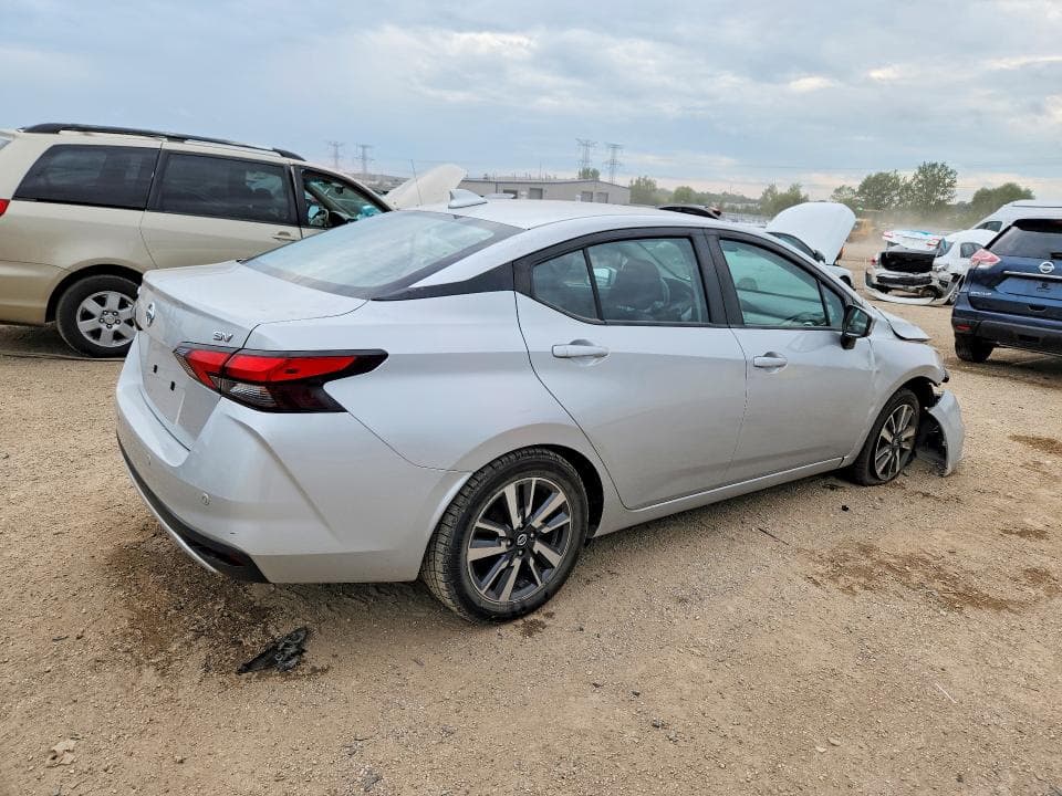 2021 NISSAN VERSA SV 3