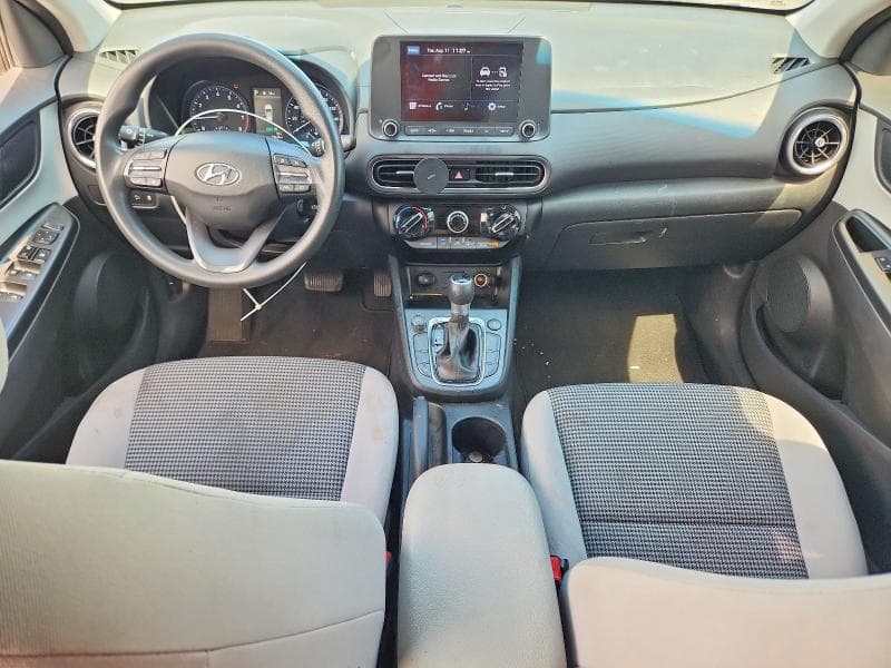 2022 HYUNDAI KONA SE 8
