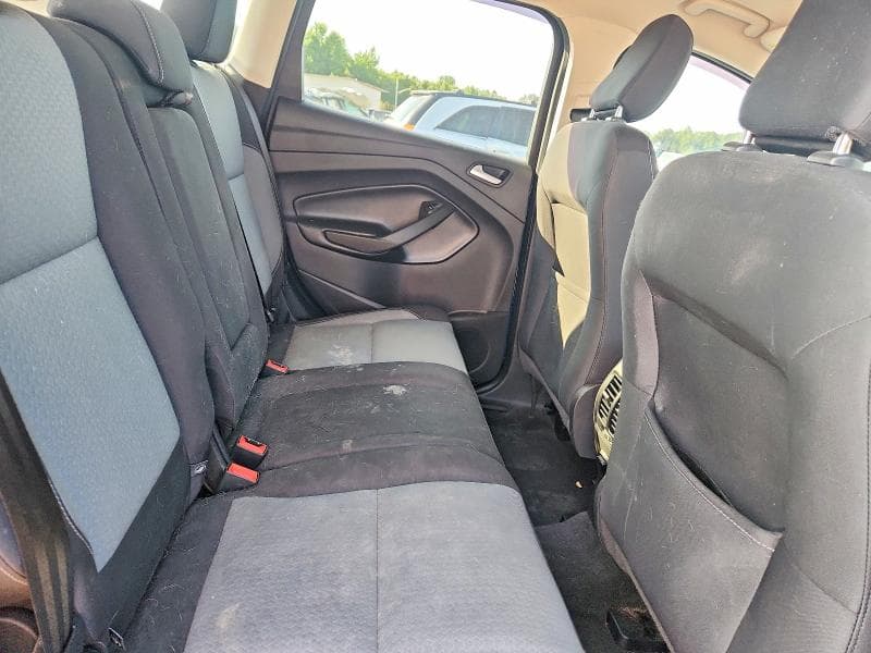 2019 FORD ESCAPE SE 11