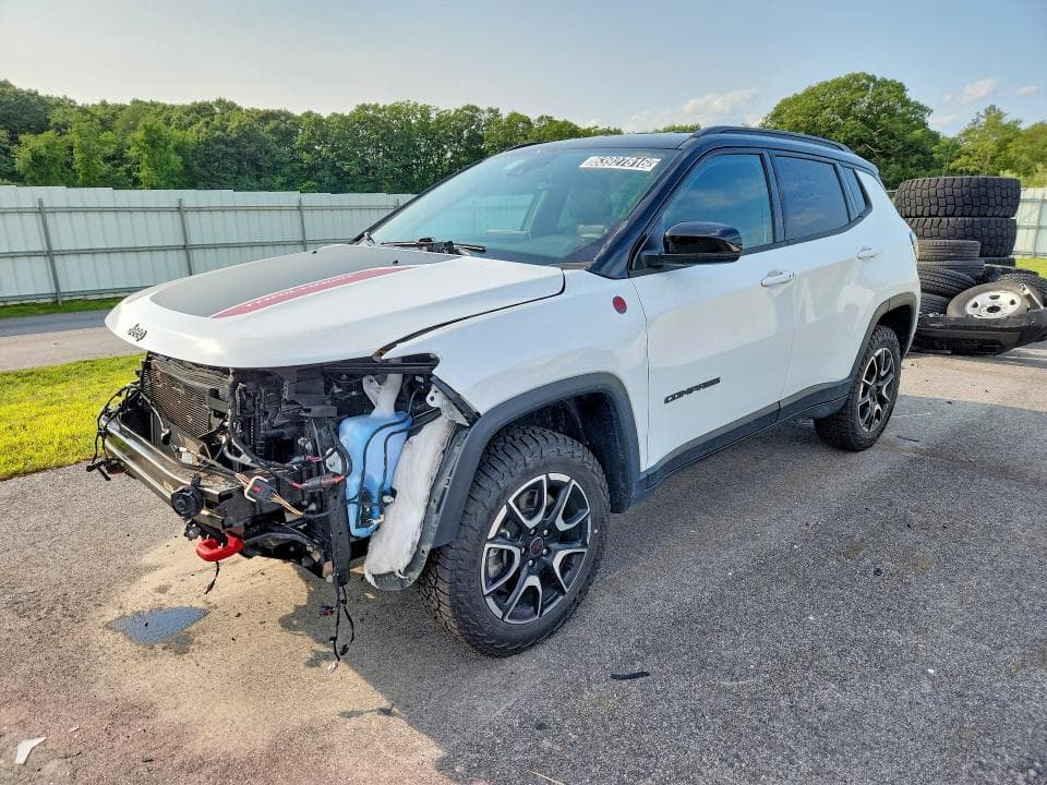 2025 JEEP COMPASS TRAILHAWK - 1