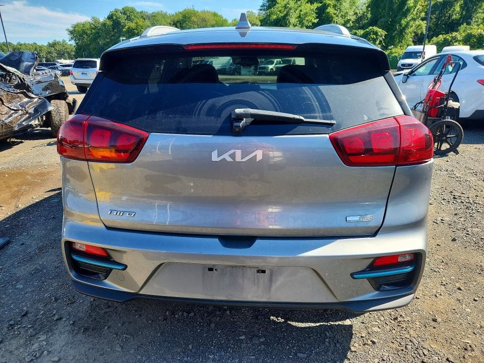 2022 KIA NIRO EV S 6