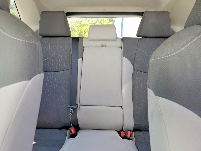 2020 TOYOTA RAV4 XLE 10