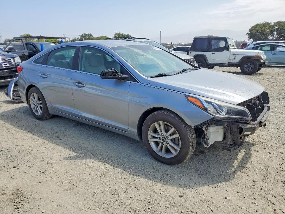 2017 HYUNDAI SONATA SE 4