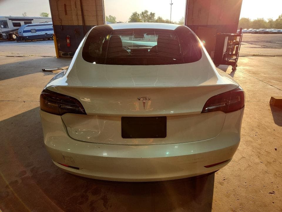 2023 TESLA MODEL 3 6