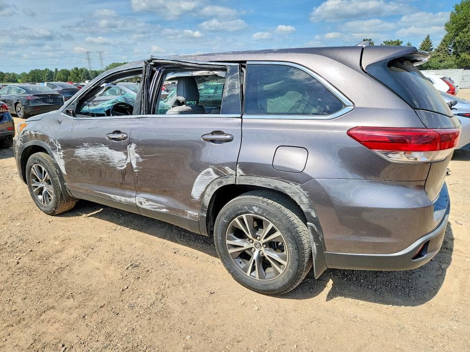 2019 TOYOTA HIGHLANDER LE PLUS 2