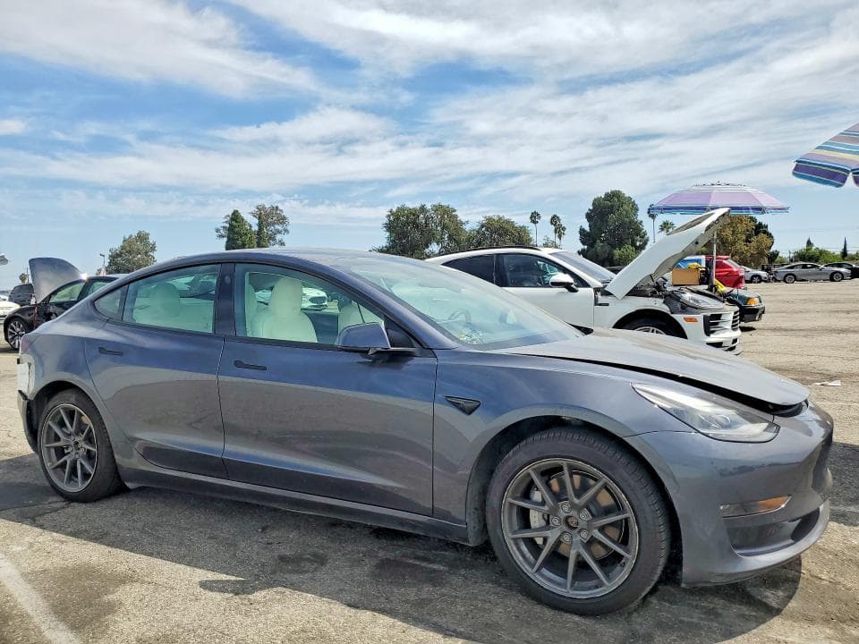 2022 TESLA MODEL 3 4