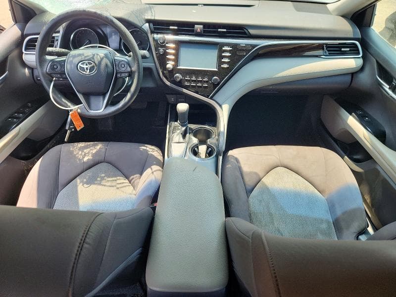 2018 TOYOTA CAMRY LE 8