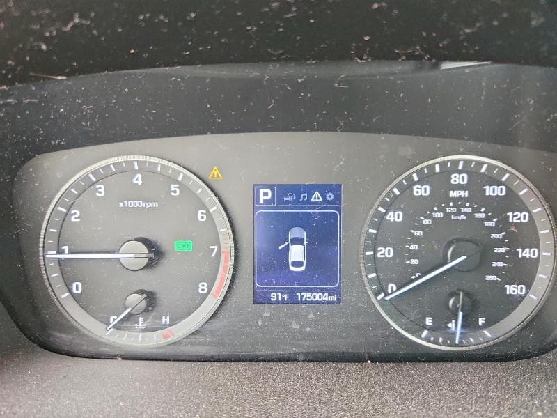 2017 HYUNDAI SONATA SE 9