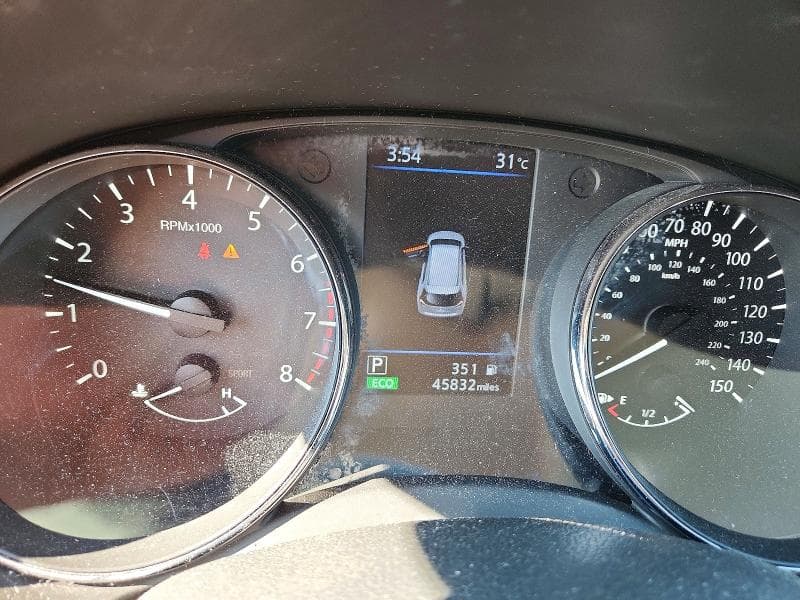 2018 NISSAN ROGUE S 9
