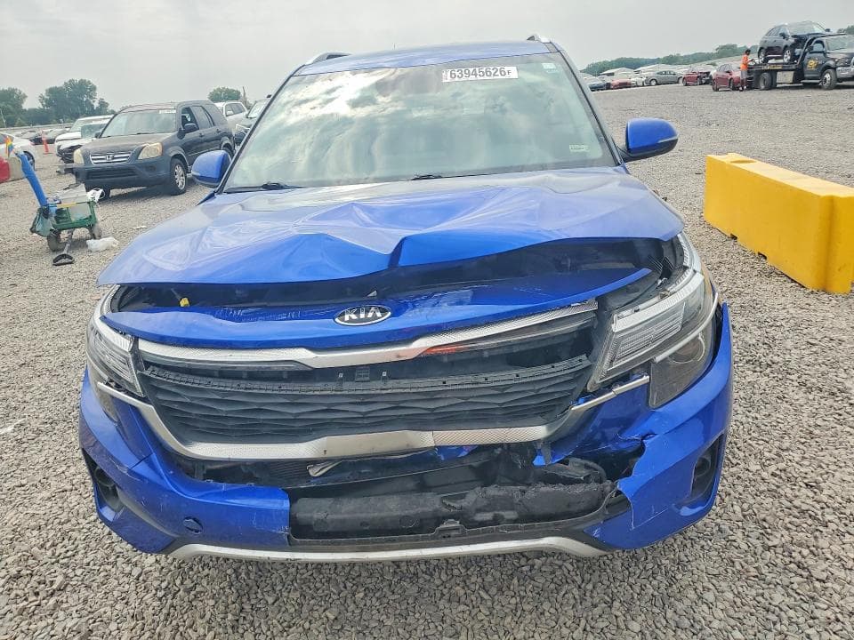 2021 KIA SELTOS S 5