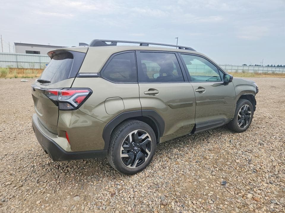 2025 SUBARU FORESTER LIMITED 3