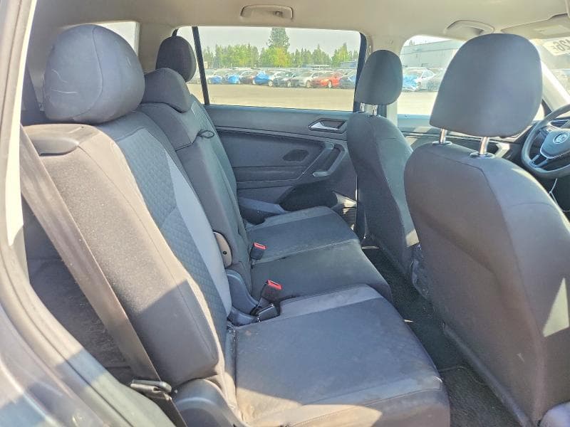 2018 VOLKSWAGEN TIGUAN S 10