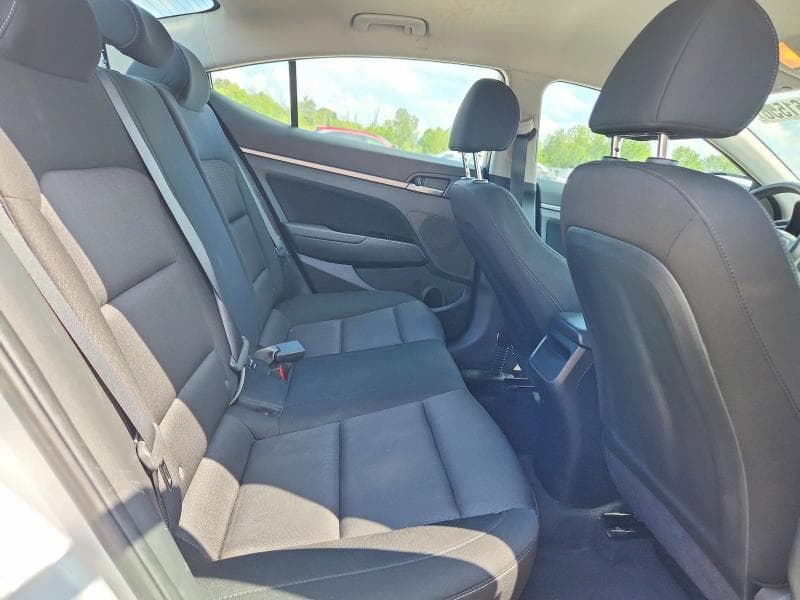 2018 HYUNDAI ELANTRA SEL 10