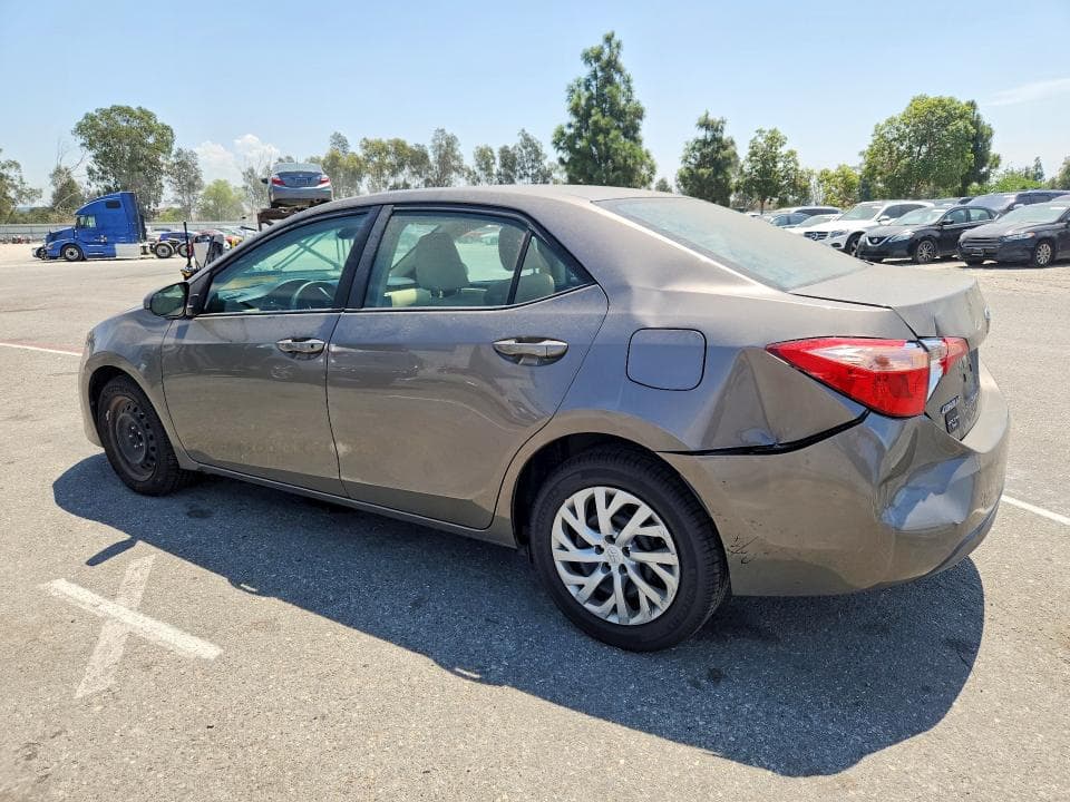 2018 TOYOTA COROLLA LE 2