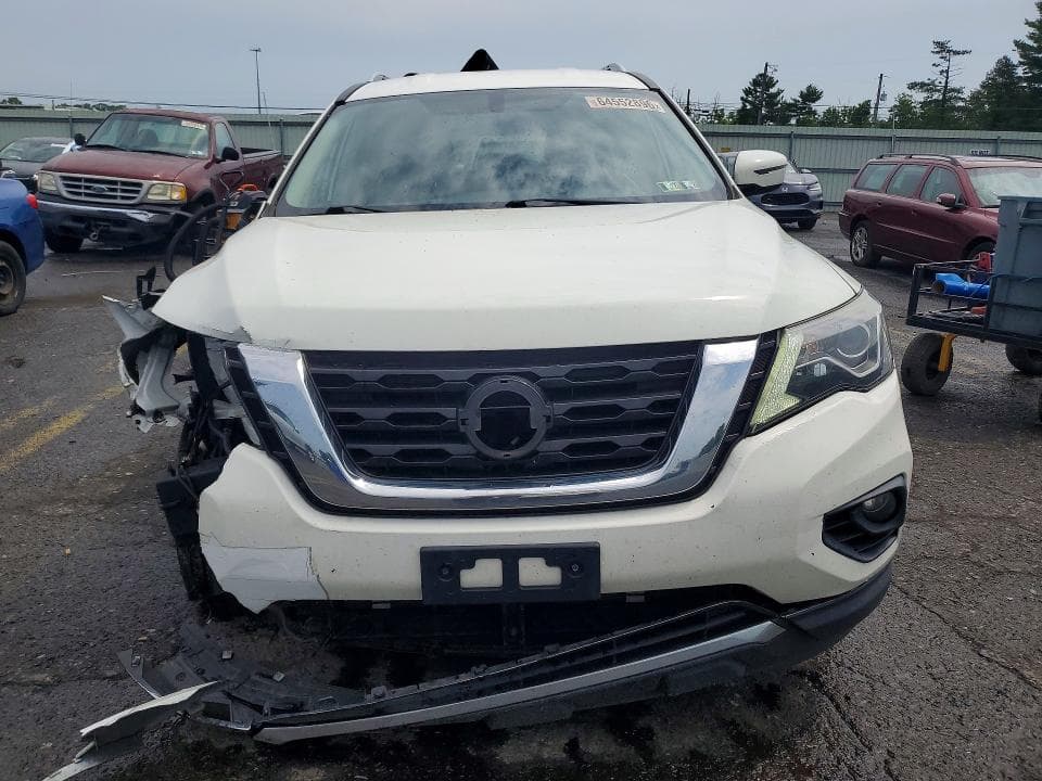 2019 NISSAN PATHFINDER SV 5