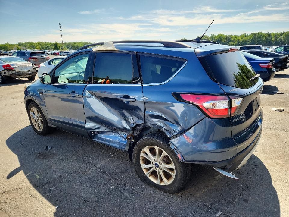 2018 FORD ESCAPE SE 2