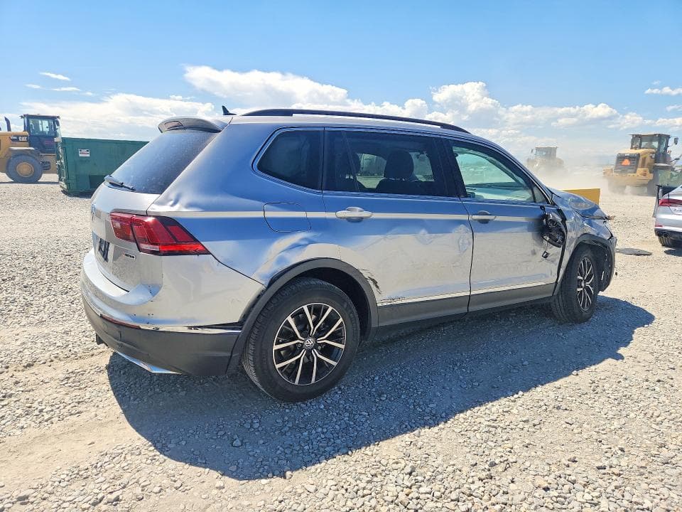 2021 VOLKSWAGEN TIGUAN SE 3