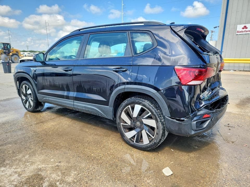 2024 VOLKSWAGEN TAOS S 2