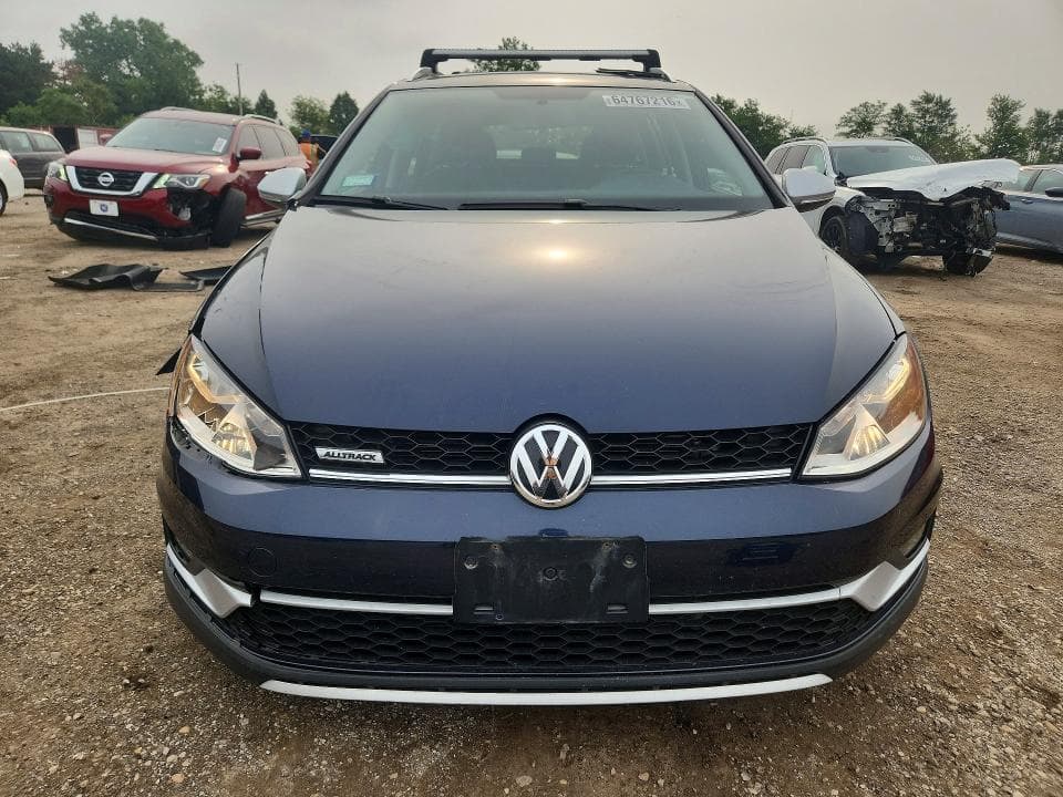 2017 VOLKSWAGEN GOLF ALLTRACK S 5