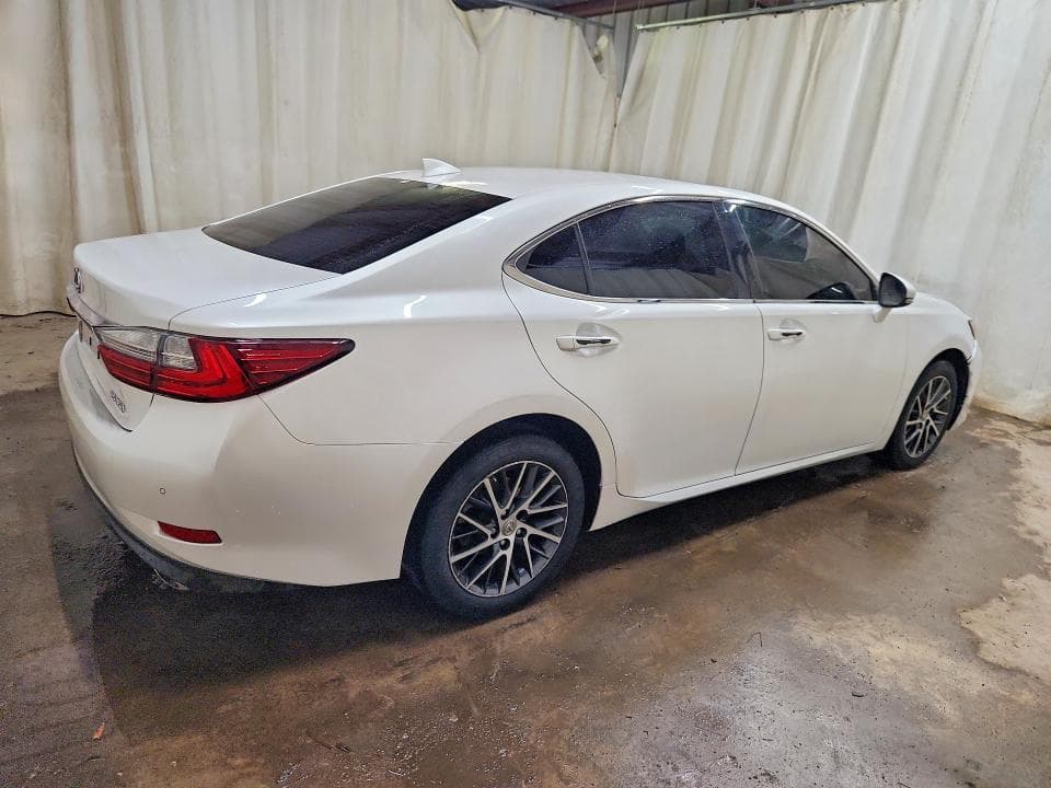 2017 LEXUS ES 350 3