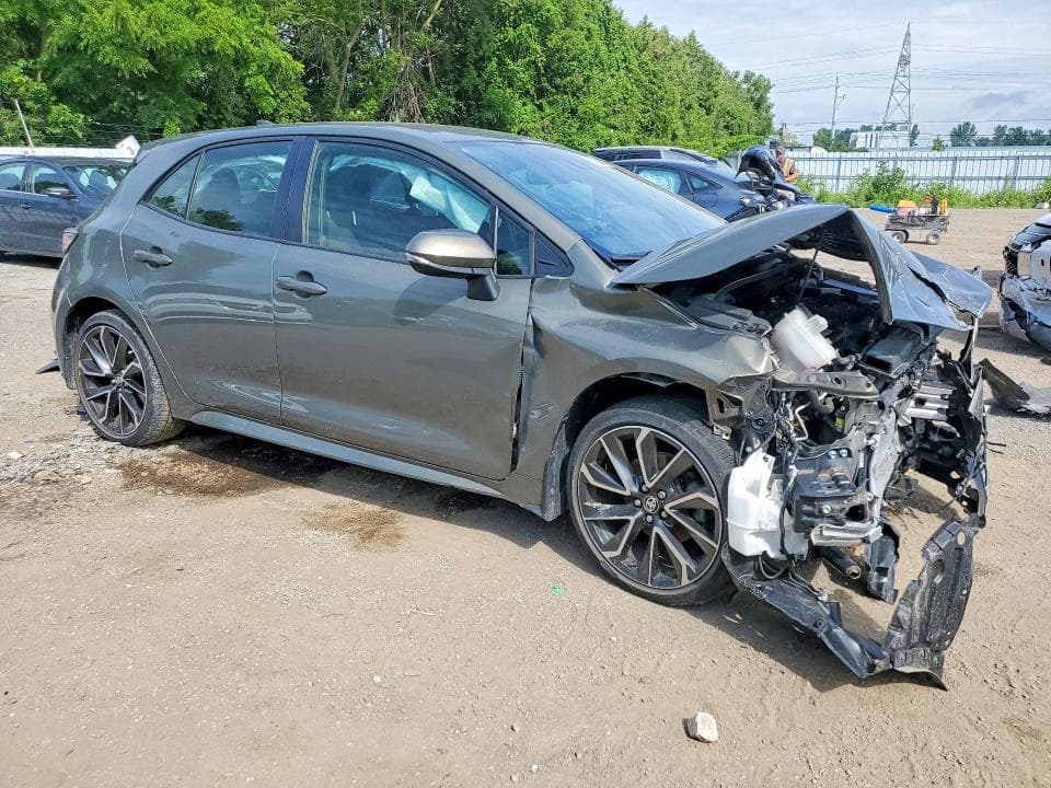 2019 TOYOTA COROLLA SE 4