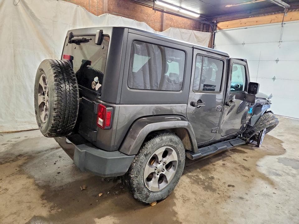 2018 JEEP WRANGLER UNLIMITED SAHARA 3