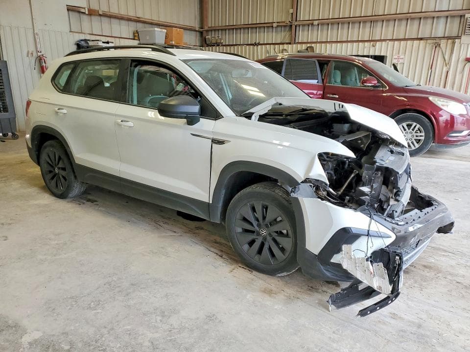 2022 VOLKSWAGEN TAOS S 4